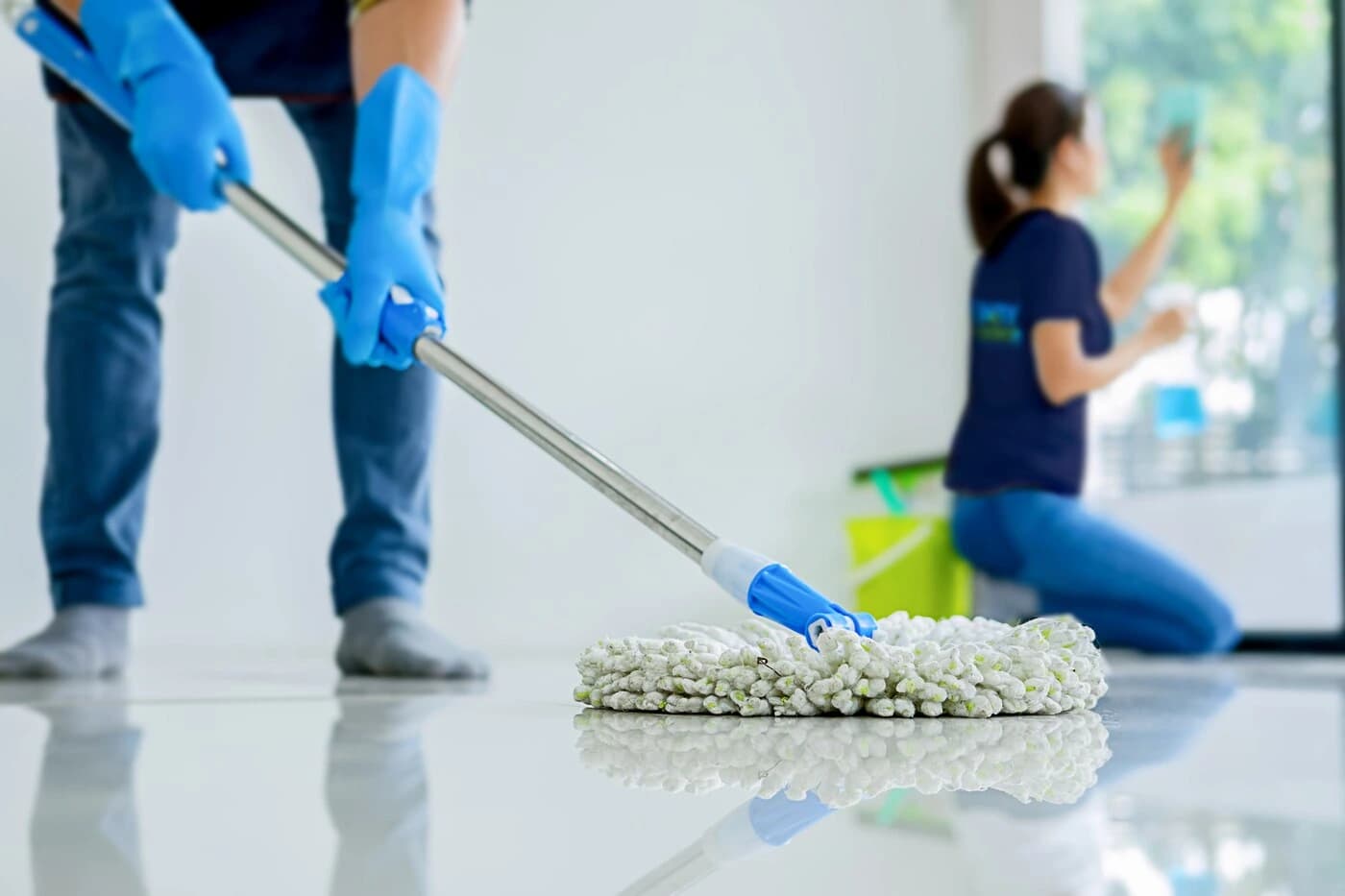 End of tenancy cleaning service in Hampshire by Henry-Brooks Ltd